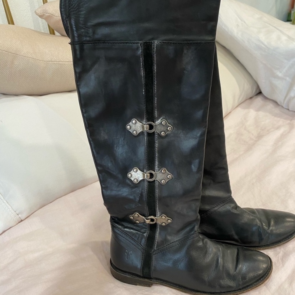 Frye tall leather boots black 9.5